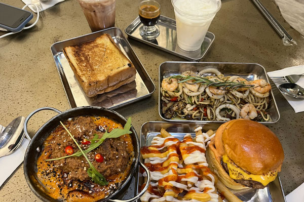 Jelajahi Kafe-Kafe Instagramable di Kota Bharu, Kelantan lanscape 7