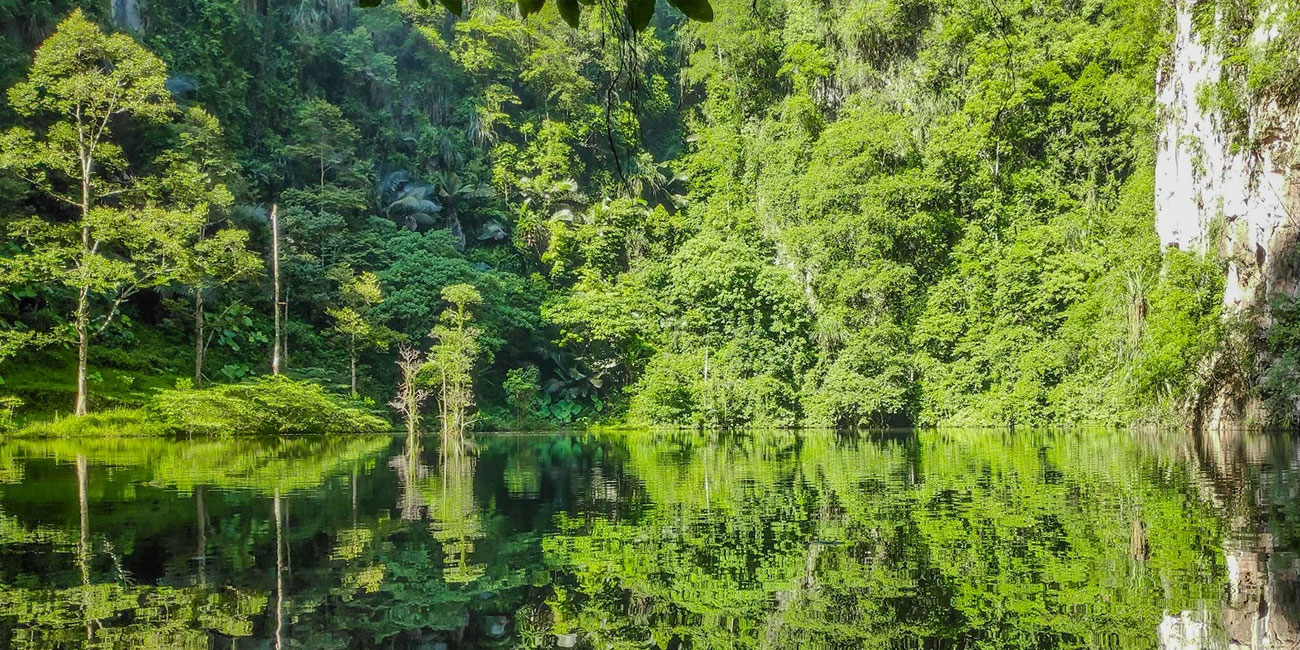 pesona tasik cermin yang memukau cover