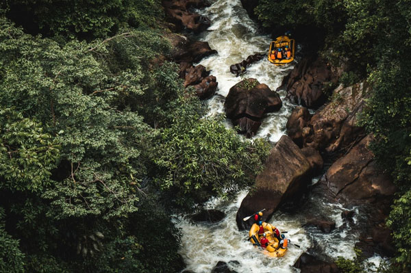 white water rafting at kuala kubu bharu landscape 2