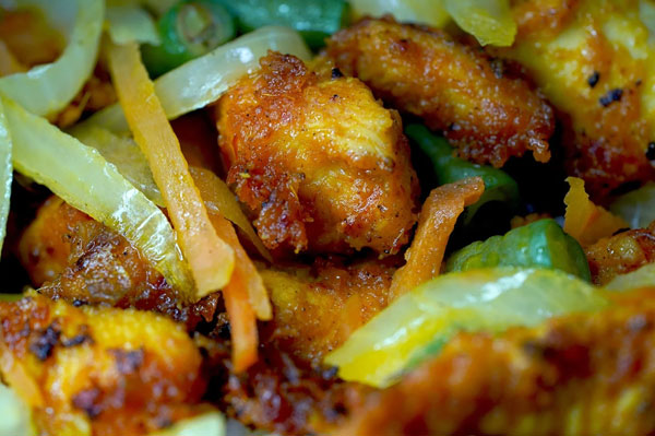 52 Kuliner Malaysia yang Wajib Dicoba, Dijamin Bikin Ketagihan goreng kunyit