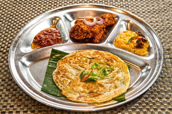 52 Kuliner Malaysia yang Wajib Dicoba, Dijamin Bikin Ketagihan roti canai